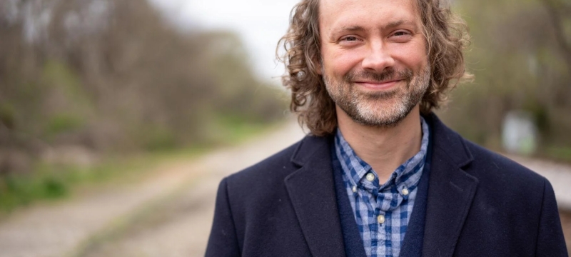 photo of man, outdoors