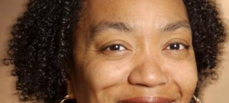 headshot photo of woman