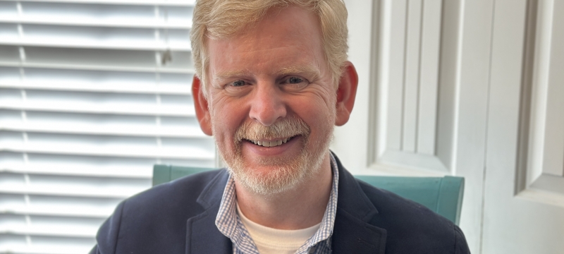 photo of man, indoors, day