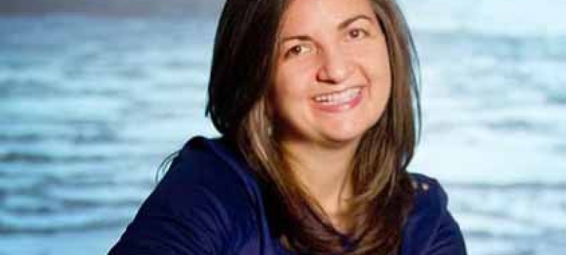 yager, with ocean background.