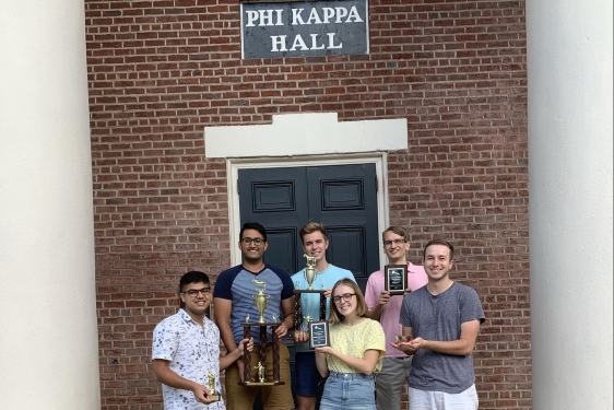group photo of students at Phi Kappa hall